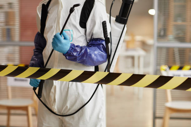 Professional Blood Cleanup technician working in Baldwin, IL